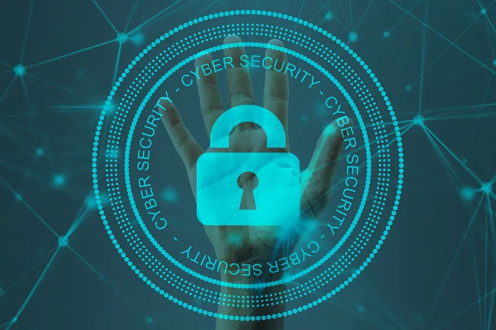 Main derrière cadenas numérique cybersécurité